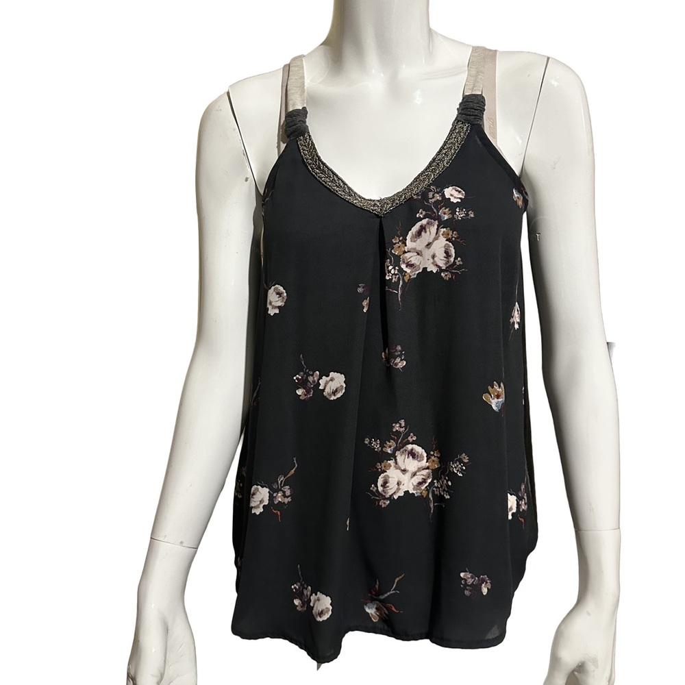 Jolt Black V-Neck Sleeveless Tank Top